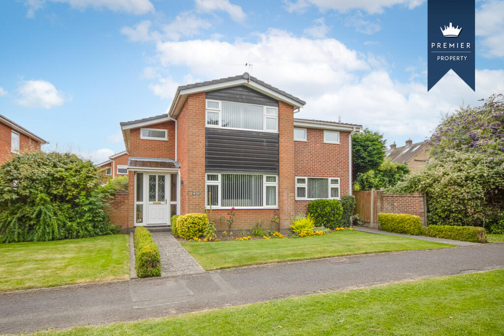 4 bedroom detached house for sale in Green Leas, AstononTrent, DE72