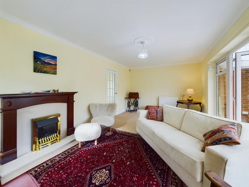 Additional property image - Top Manor Close, Ockbrook