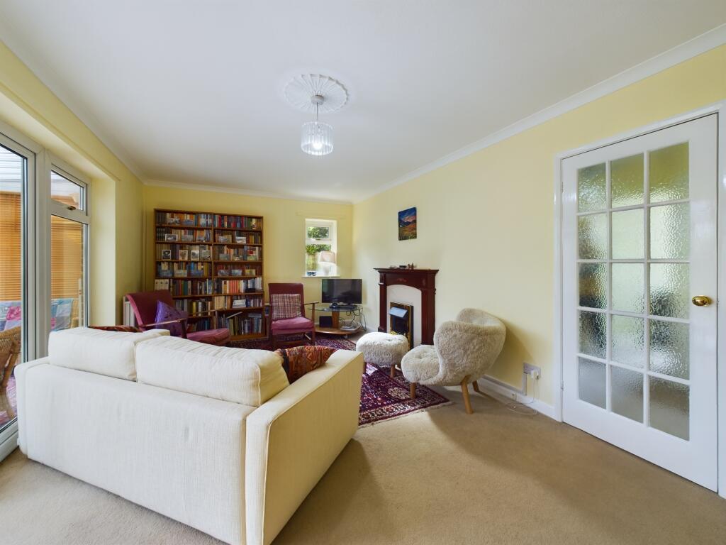 Additional property image - Top Manor Close, Ockbrook