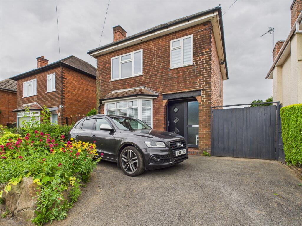 3 bedroom detached house
