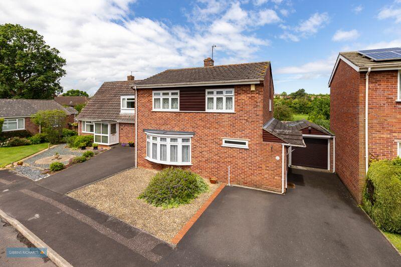 3 bedroom detached house for sale in Grasmere Close, Wembdon