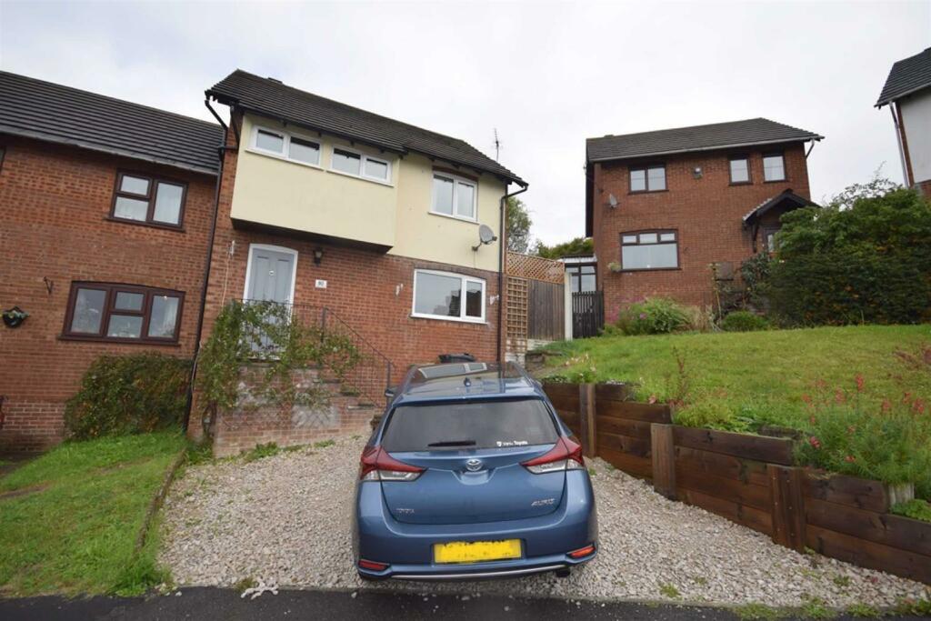 3 bedroom semidetached house for sale in Acorn Drive, Belper, DE56