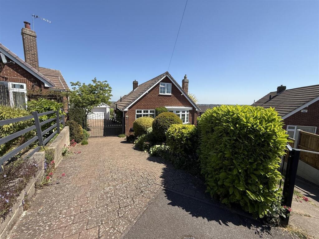 Main image of property: The Spinney, Belper