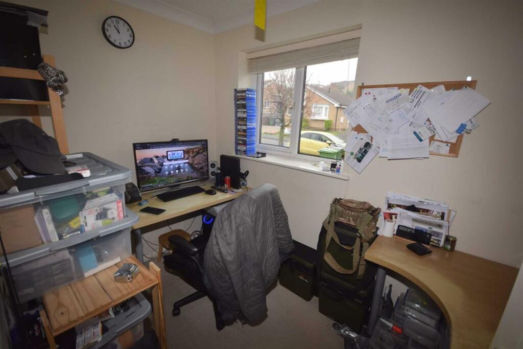 3 bedroom semidetached house for sale in Stoke Close, Belper, DE56