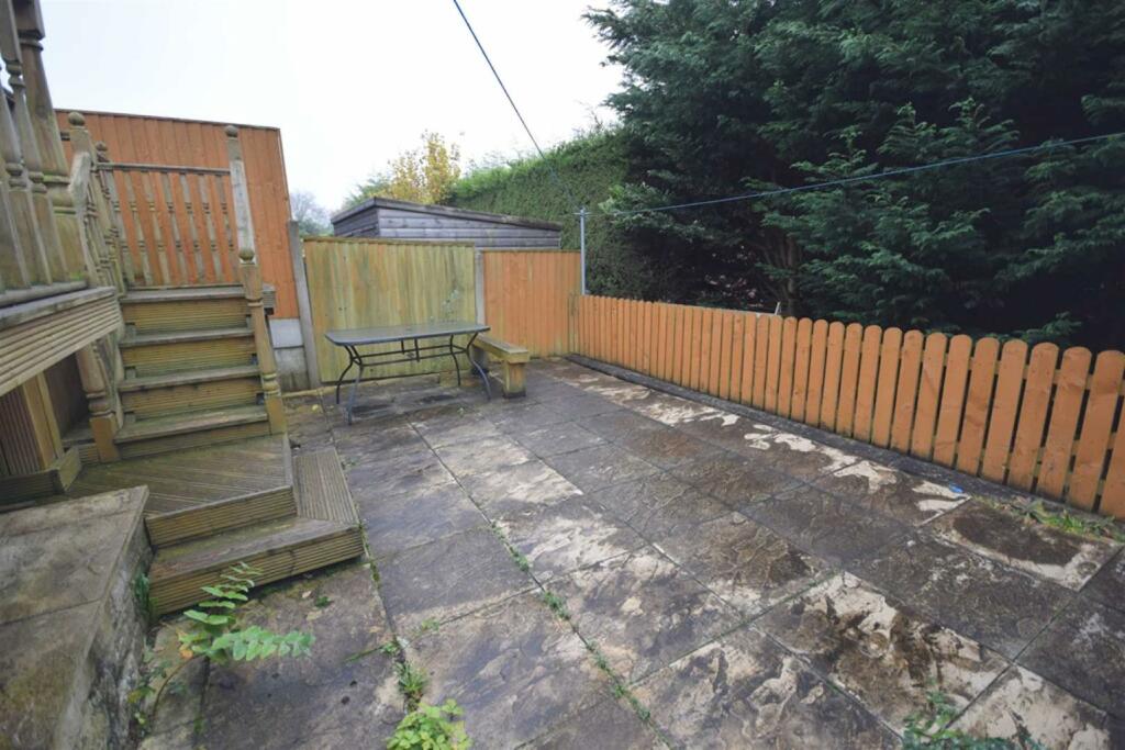 3 bedroom semidetached house for sale in Stoke Close, Belper, DE56