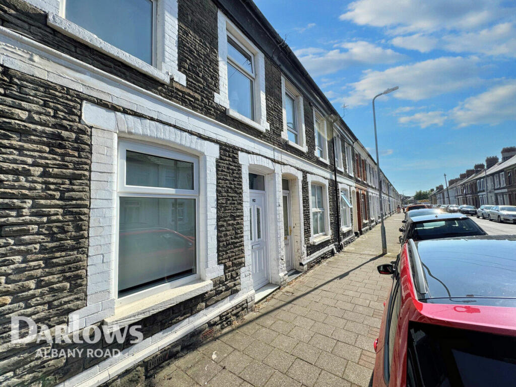 3 bedroom terraced house for sale in Cyfarthfa Street, Cardiff, CF24