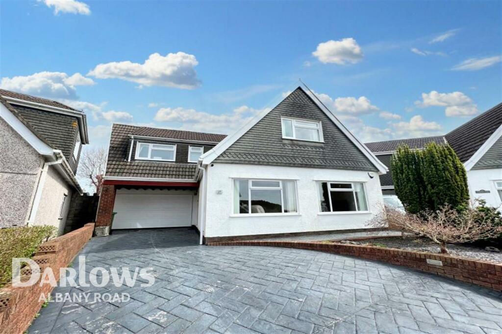 4 bedroom detached house for rent in Penywaun, Efail Isaf, CF38
