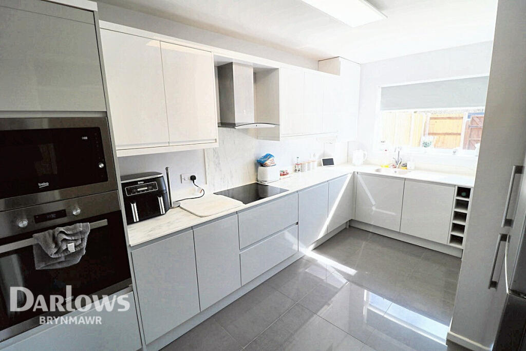 Main image of property: Roundhouse Close, Nantyglo