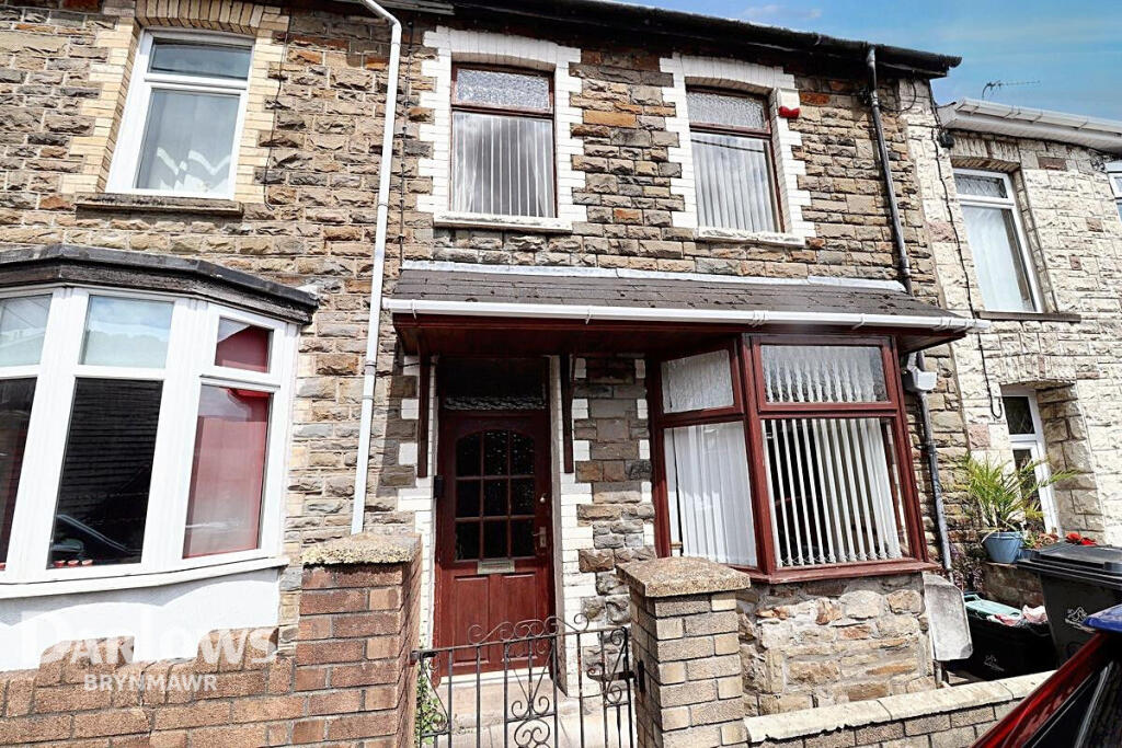 2 bedroom terraced house