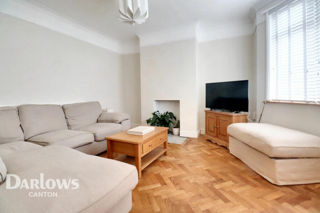 3 bedroom semidetached house for sale in Arles Road, Cardiff, CF5