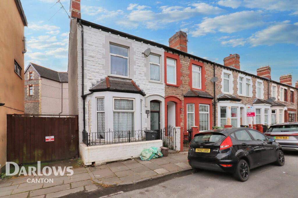 3 bedroom end of terrace house for sale in Aldsworth Road, Cardiff, CF5