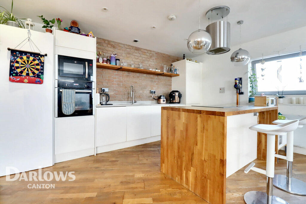Additional property image - Bute Terrace, Cardiff