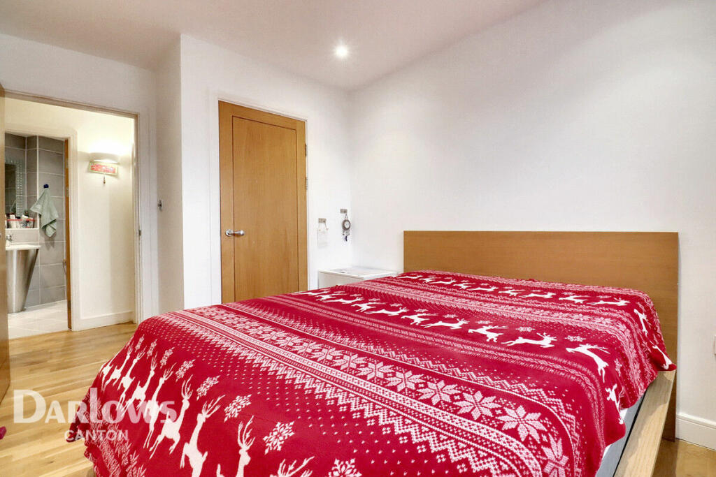Additional property image - Bute Terrace, Cardiff