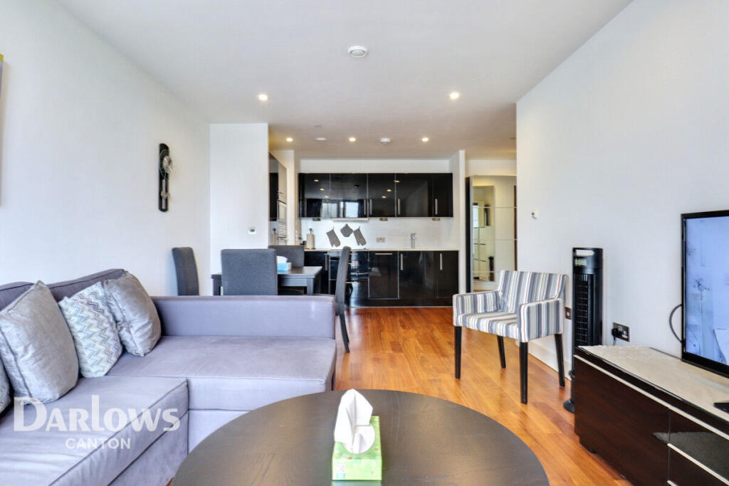 Main image of property: The Hayes, Cardiff