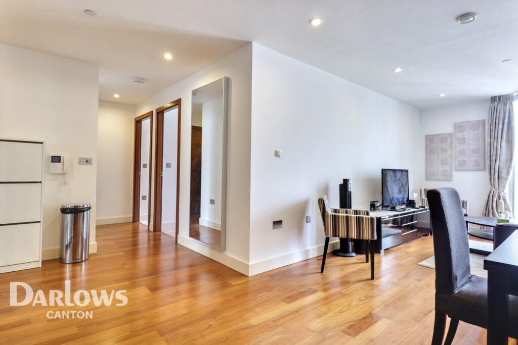 Main image of property: The Hayes, Cardiff