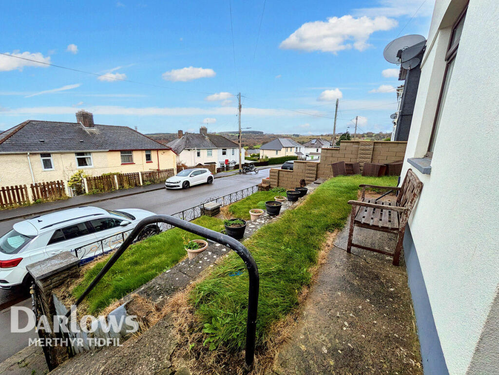 Additional property image - Maen Gilfach, Treharris