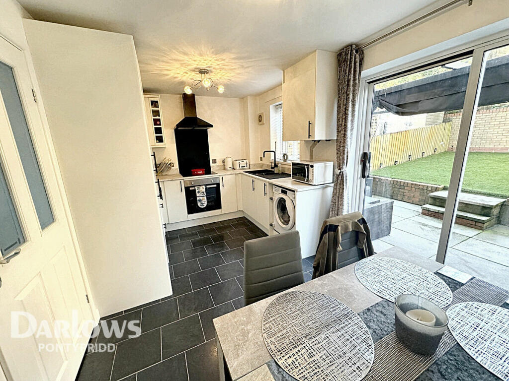 Additional property image - Cefn Close, Pontypridd
