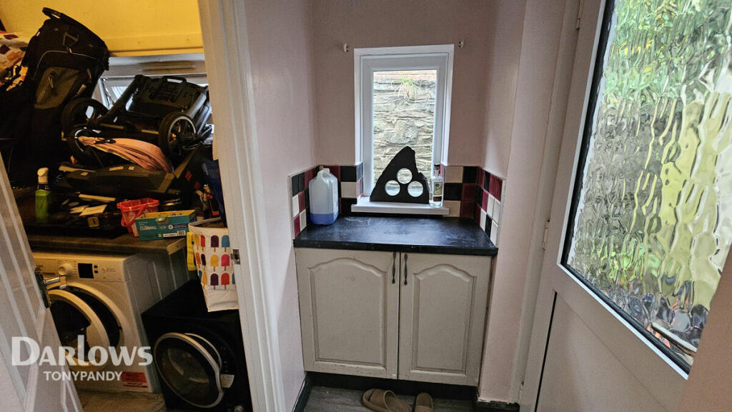 Additional property image - Leslie Terrace, Porth CF39