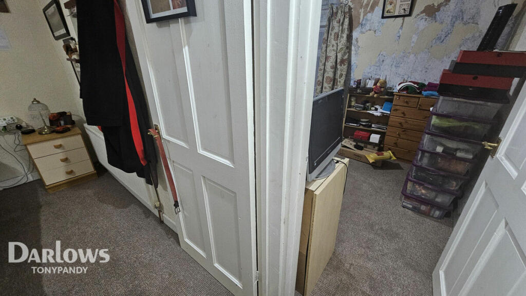 Additional property image - East Road, Tylorstown, CF43