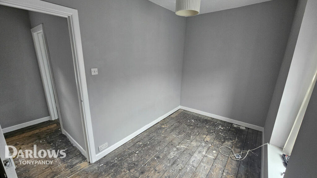 Additional property image - East Rd, Tylorstown, Ferndale CF43