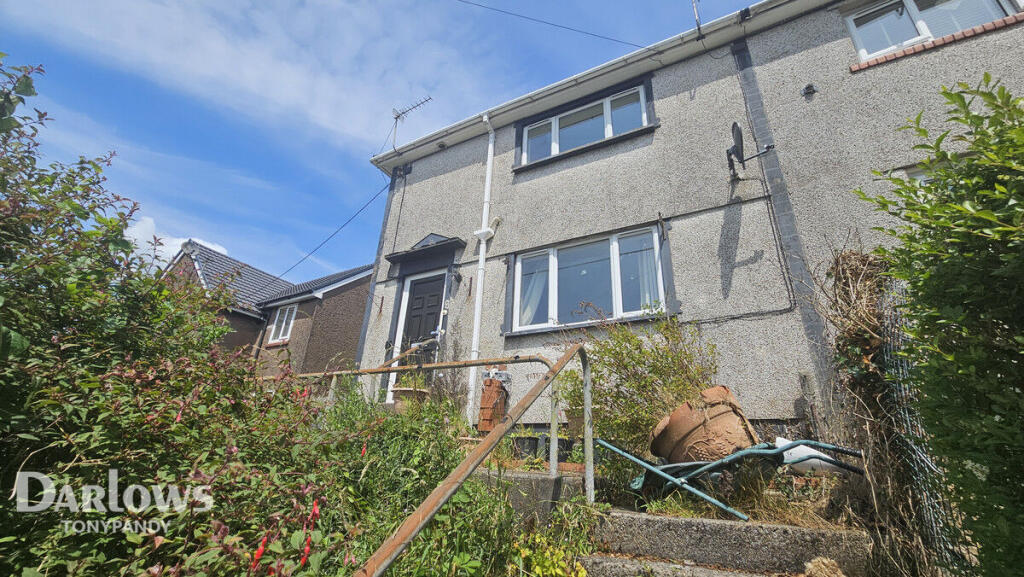 Main image of property: Porth CF39 8