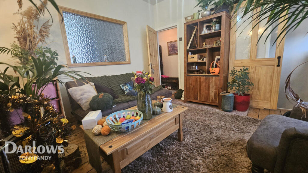 Main image of property: Ferndale CF43 3