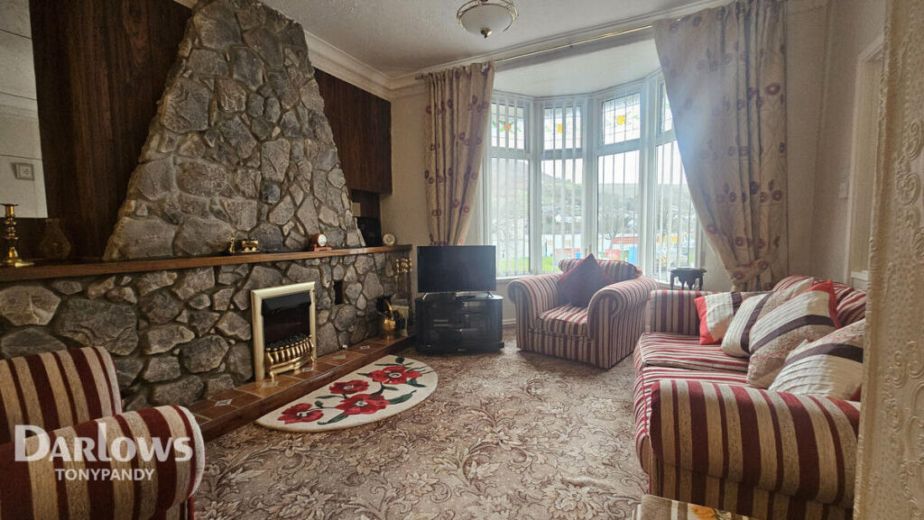 Main image of property: Tonypandy CF40 1