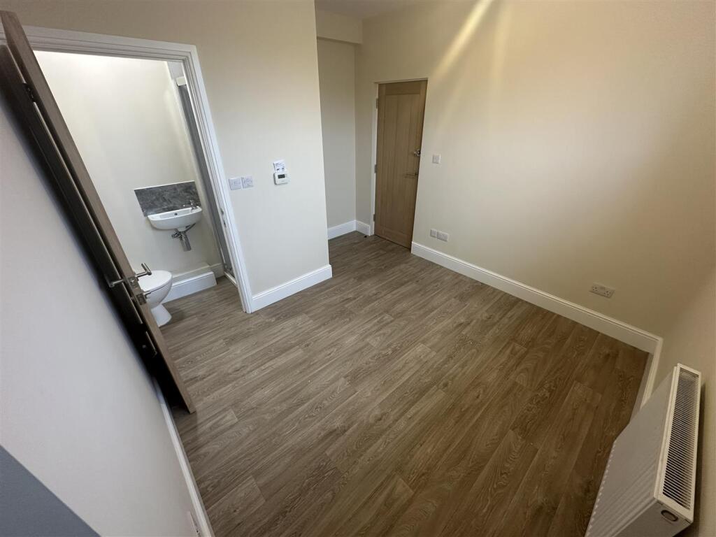 Additional property image - Spencer Street, Leamington Spa