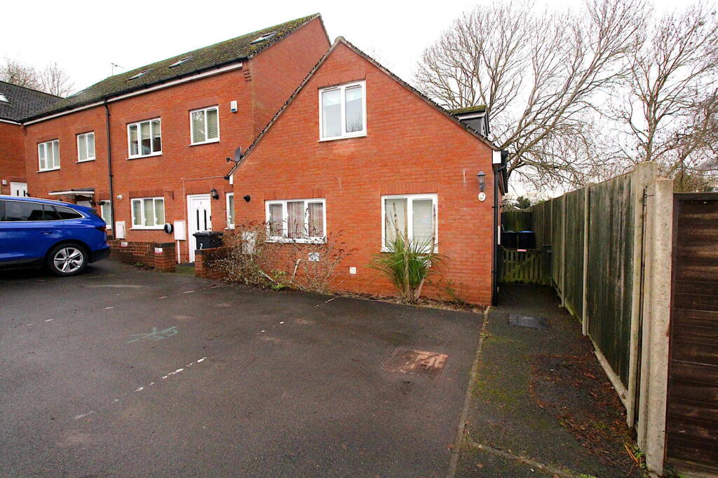 Main image of property: Lowercroft, Rugby