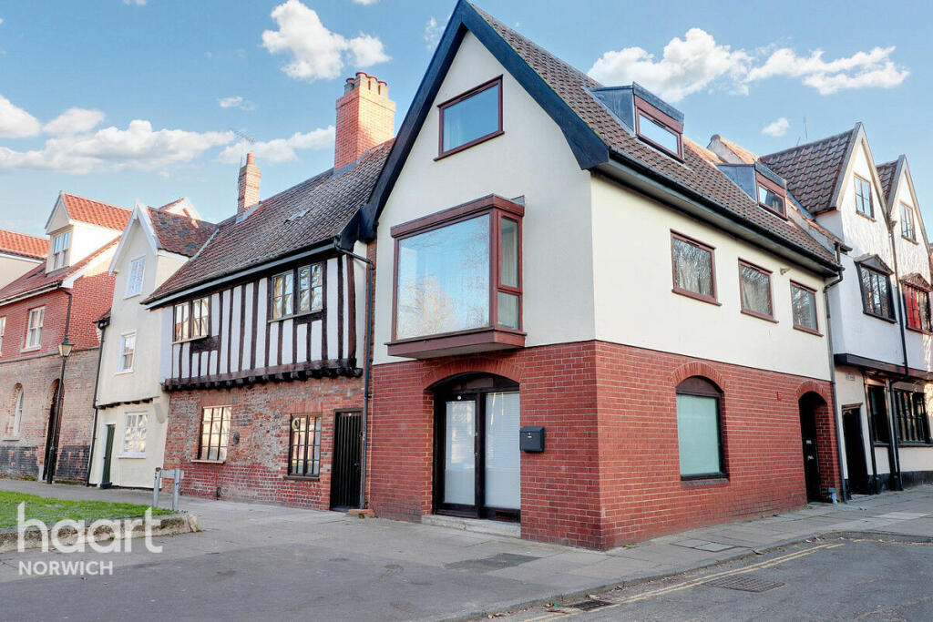 2 bedroom duplex for sale in Colegate, Norwich, NR3