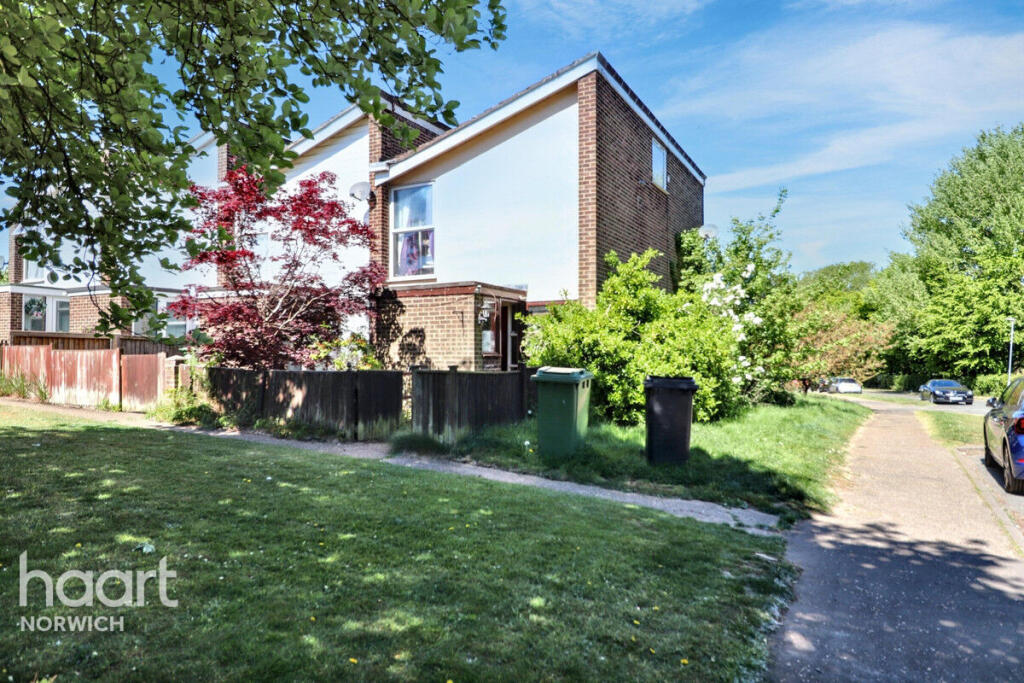 Main image of property: Gunton Lane, Norwich