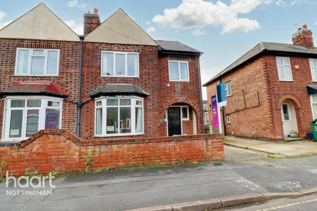 3 bedroom semidetached house for sale in Highfield Road, Dunkirk, NG7