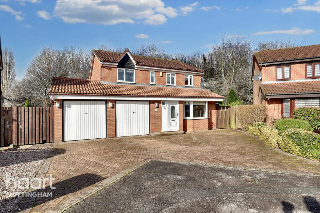 4 bedroom detached house for sale in Ozier Holt, Colwick, NG4