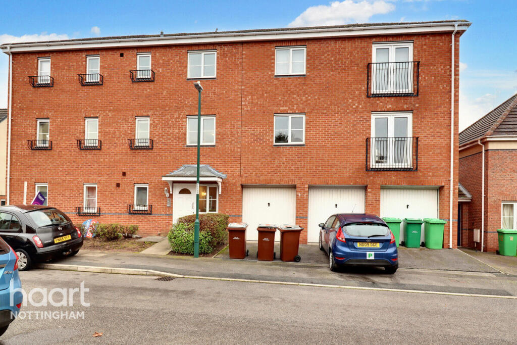 1 bedroom apartment for sale in Emperor Close, Carrington, NG5