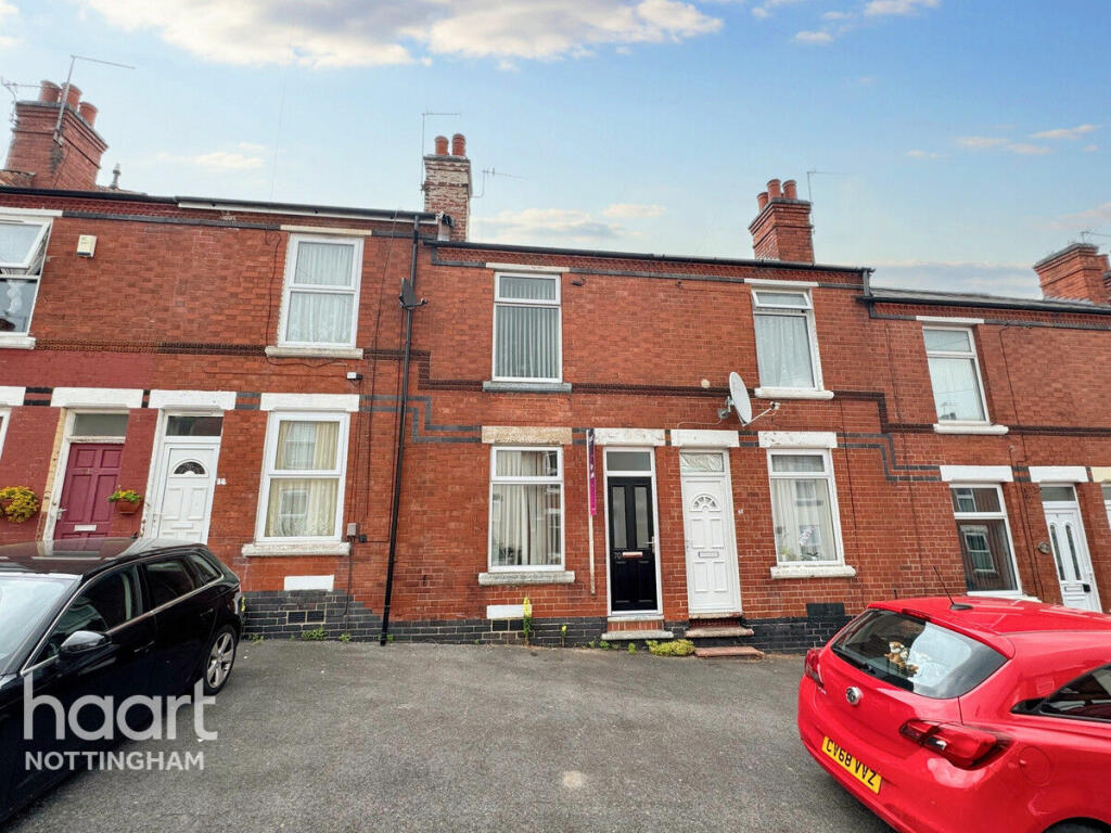 2 bedroom terraced house for sale in Ena Avenue, Nottingham, NG2