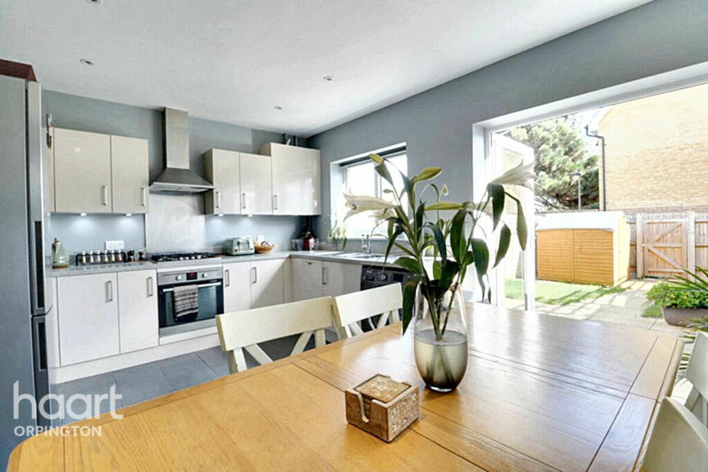 Additional property image - Cygnet Close, Orpington