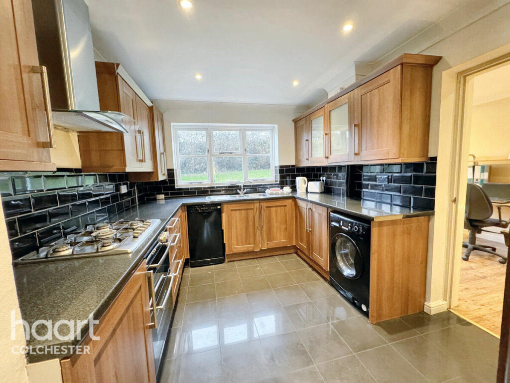 Additional property image - Egret Crescent, Colchester