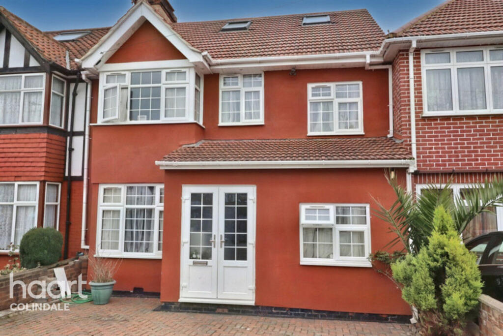 Main image of property: The Greenway, NW9