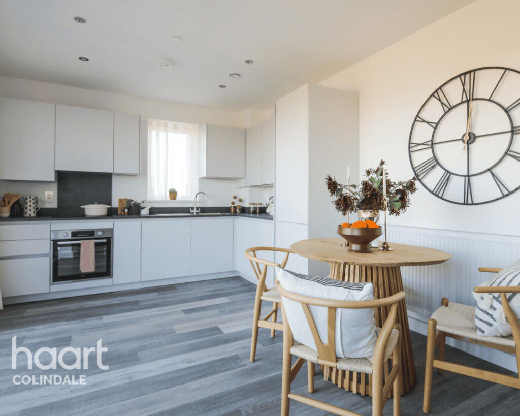 Main image of property: 98B Burnt Oak Broadway, London