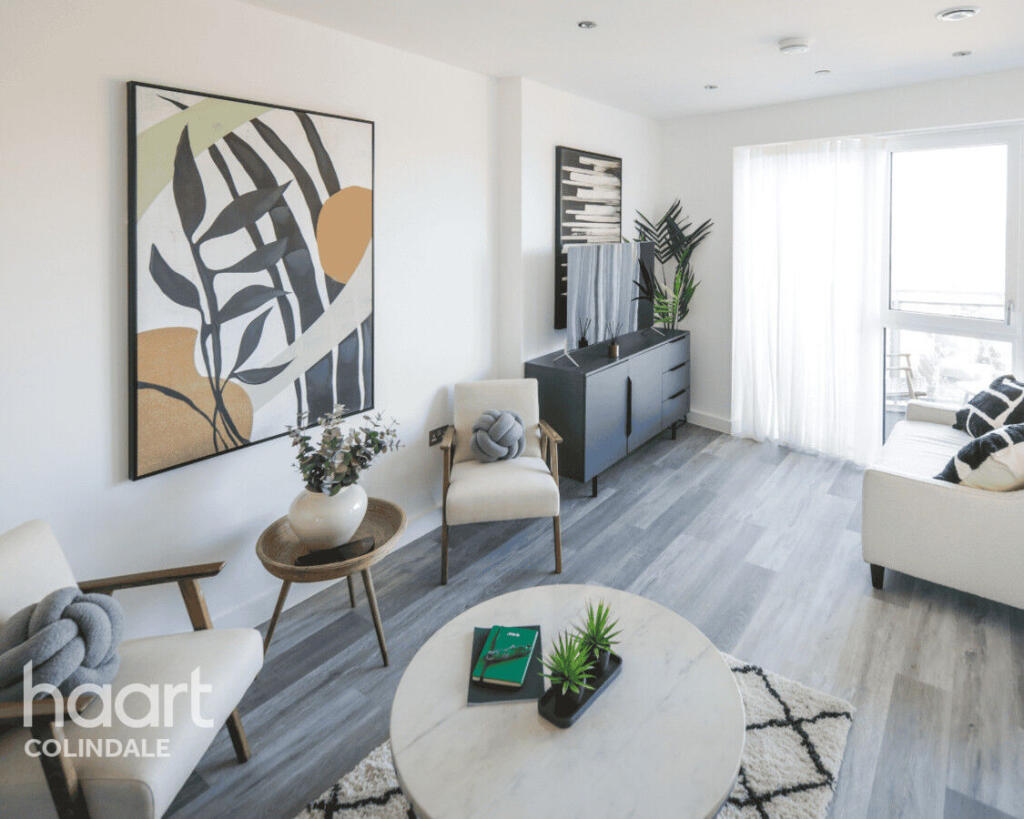 Main image of property: 98B Burnt Oak Broadway, London