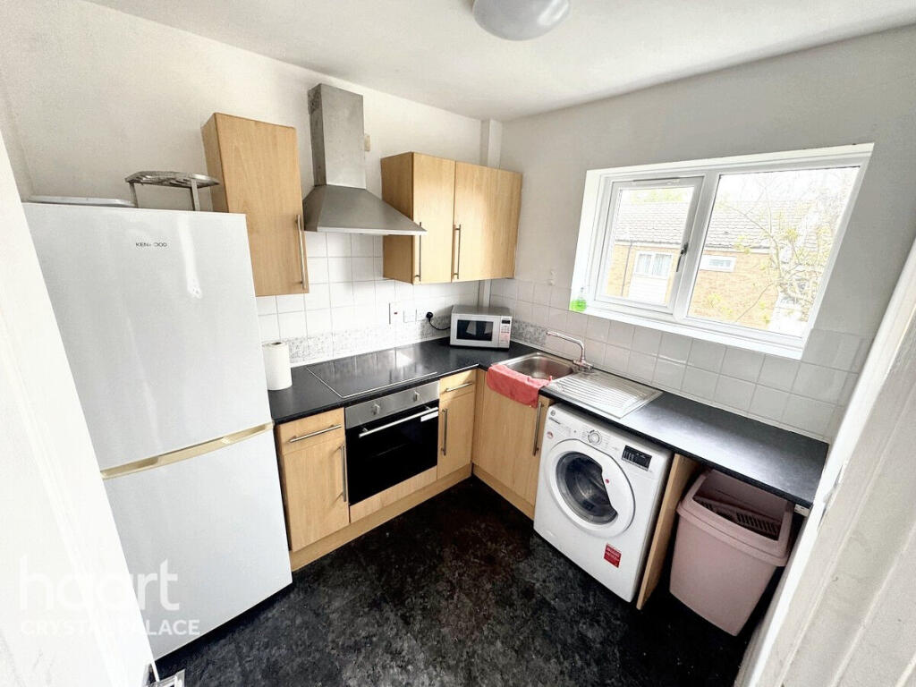 Main image of property: Cranleigh Close, London