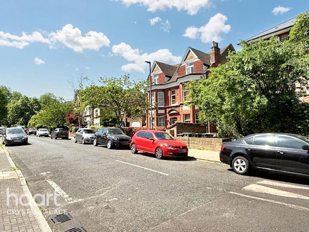 Main image of property: Victoria Crescent, London