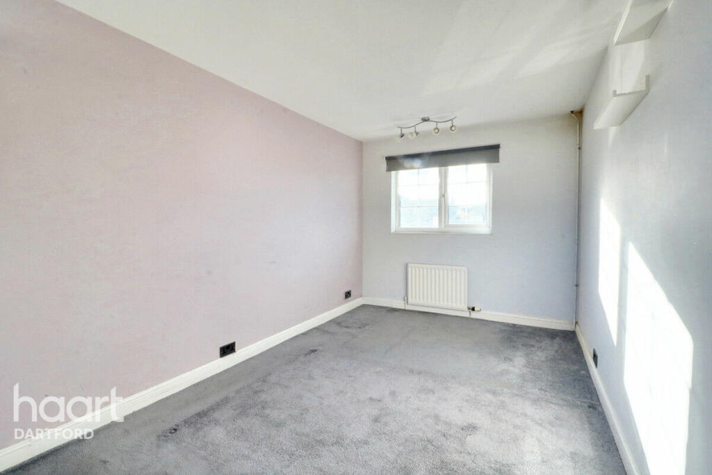 Additional property image - Henderson Drive, Dartford