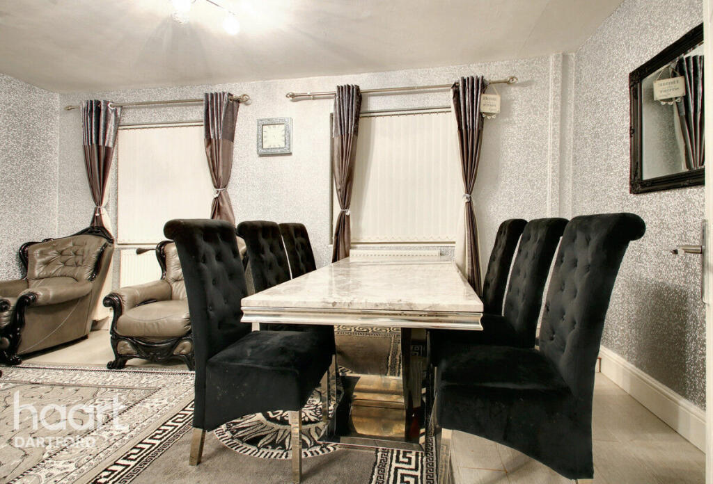 Additional property image - Hilltop Gardens, Dartford