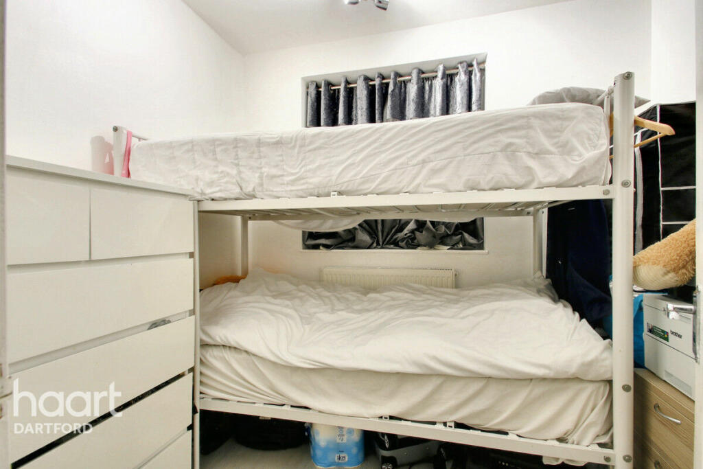 Additional property image - Hilltop Gardens, Dartford