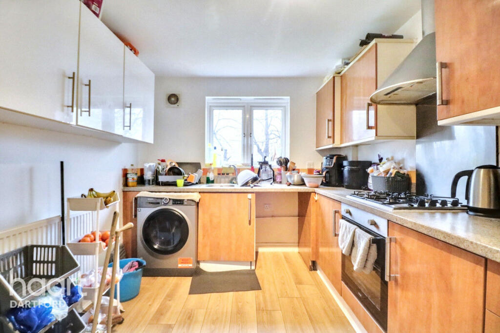 Additional property image - Critchley Avenue, Dartford