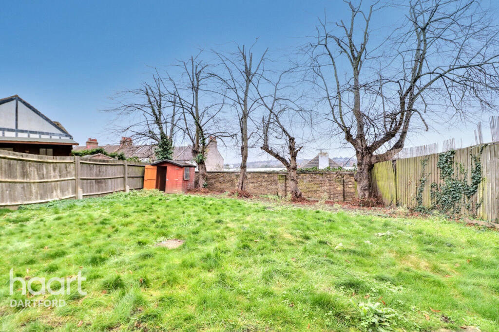 Additional property image - Critchley Avenue, Dartford