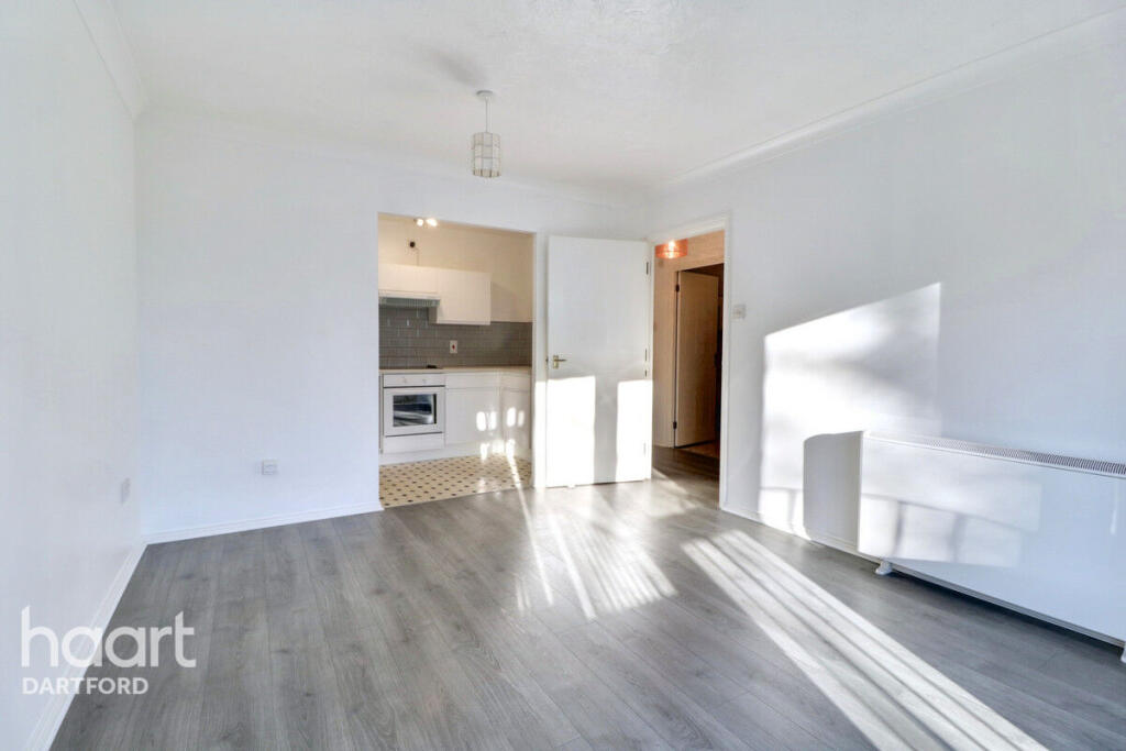 Main image of property: London Road, GREENHITHE