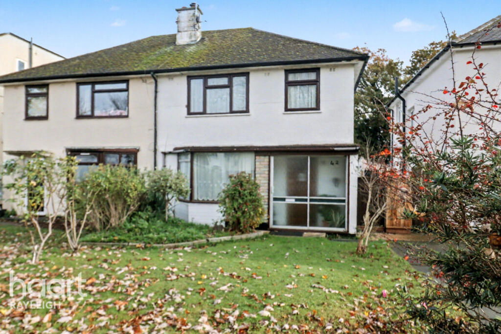 Main image of property: Broomfield Avenue, Leigh-on-Sea