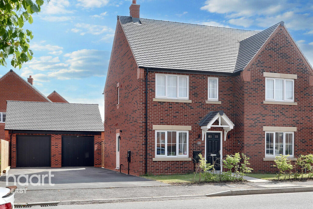 5 bedroom detached house for sale in Bowes Road, Alvaston, DE24